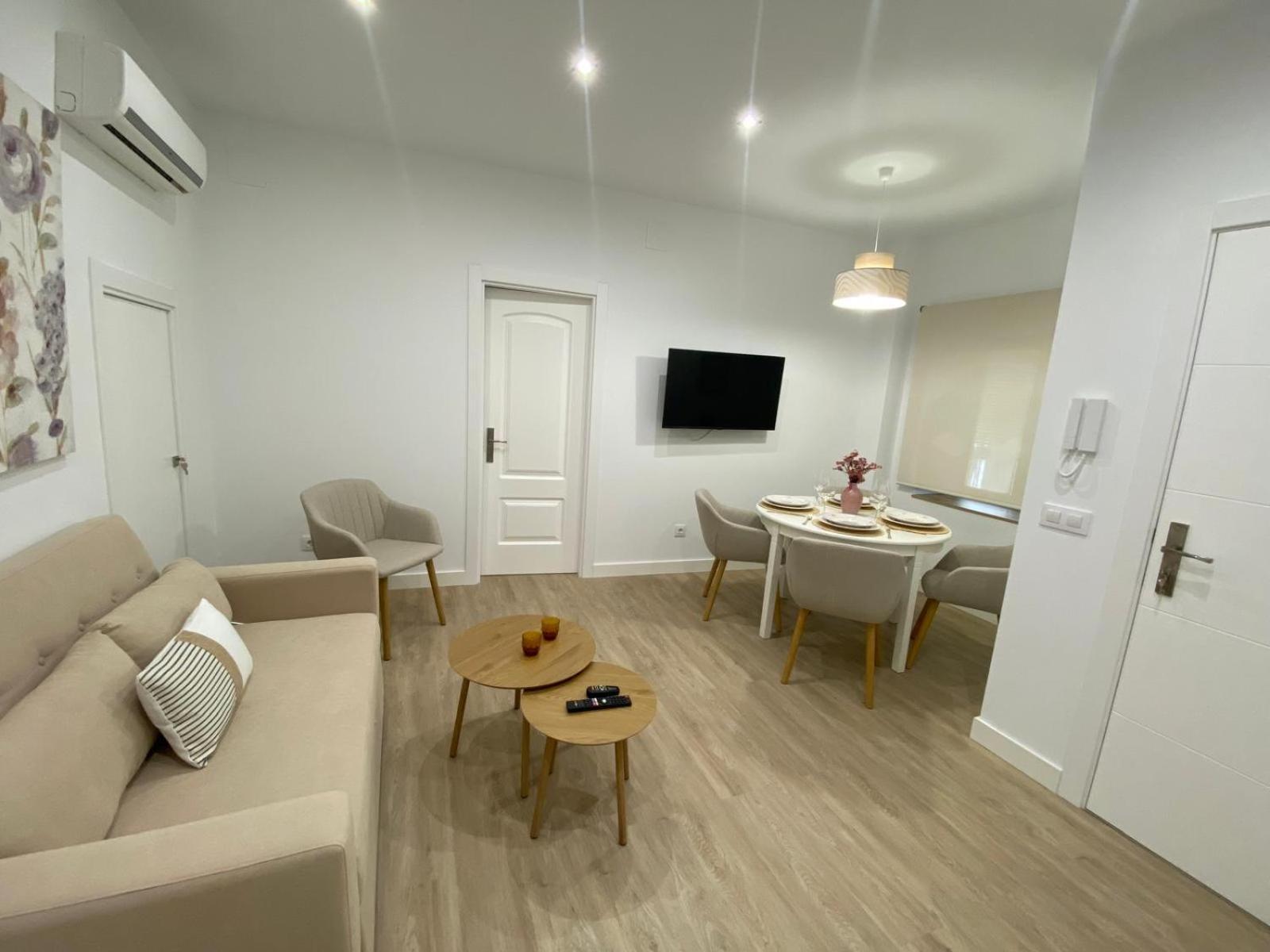 Apartamentos San Miguel Jerez de los Caballeros Kültér fotó